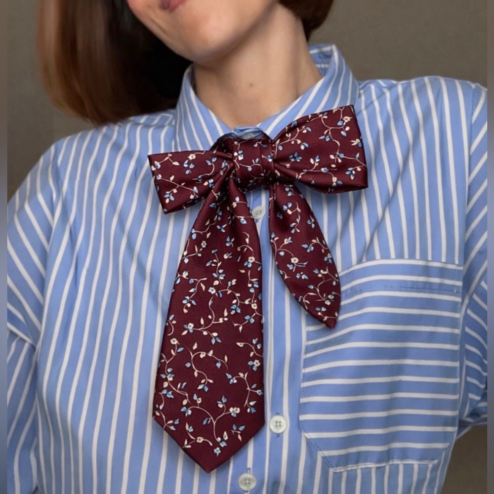 Nautica Maroon and Blue Floral Tie - Unisex
